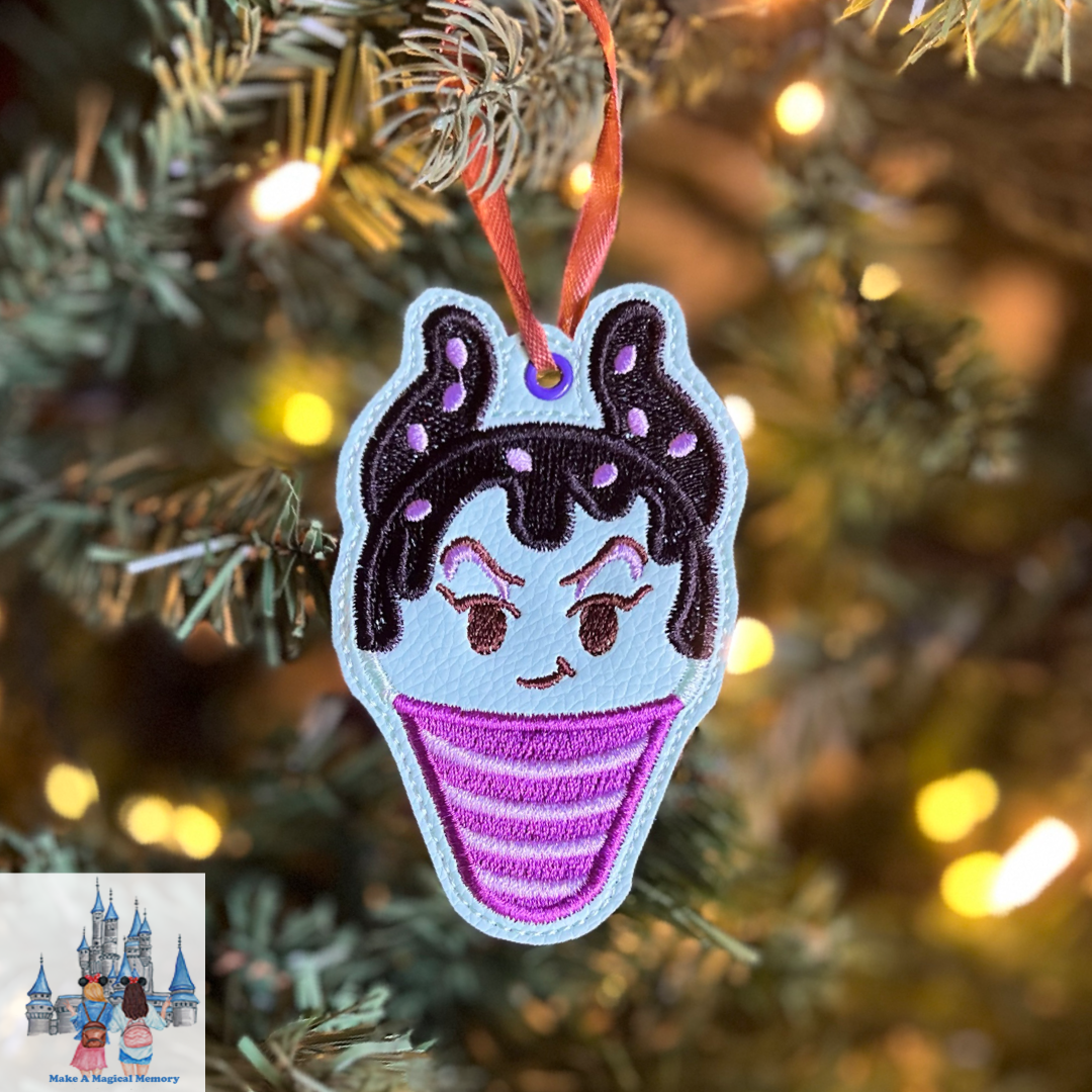 Sweet Treat Mal Cone w/Ribbon Ornament